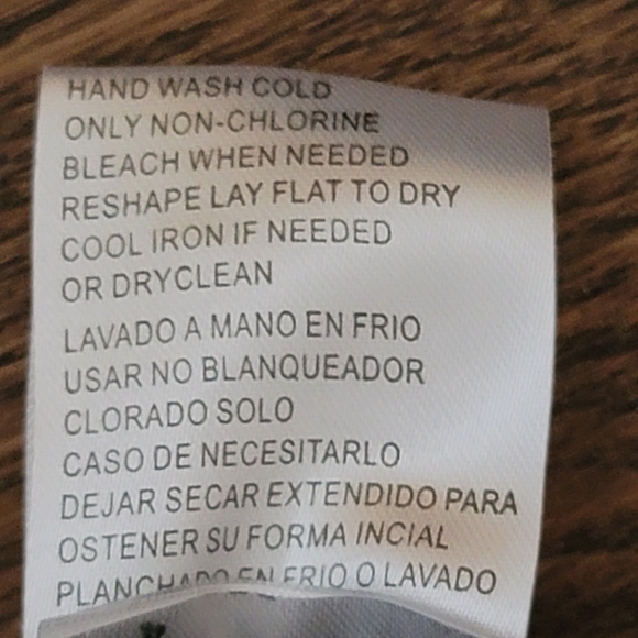 Shu Shu Turtleneck Zip Up Black Sweater. Size XL - Picture 6 of 6